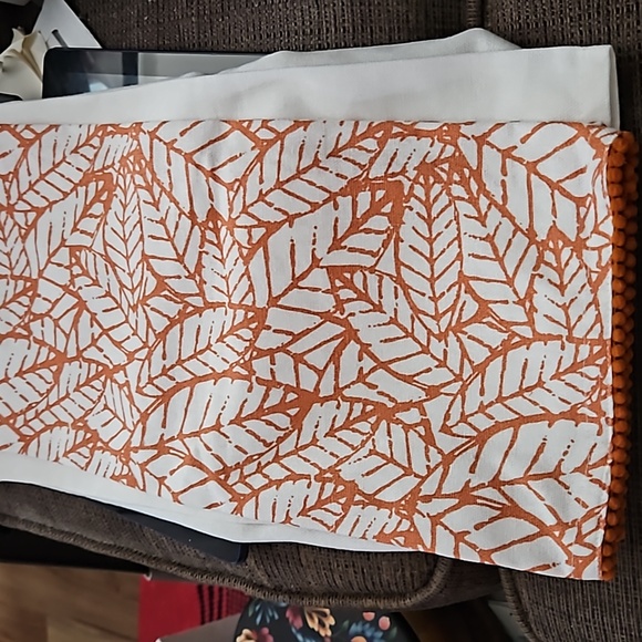 Gilded Maple Set Of 2 Thankful Kitchen Towels Cotton Tea Towels NWT - Picture 2 of 3